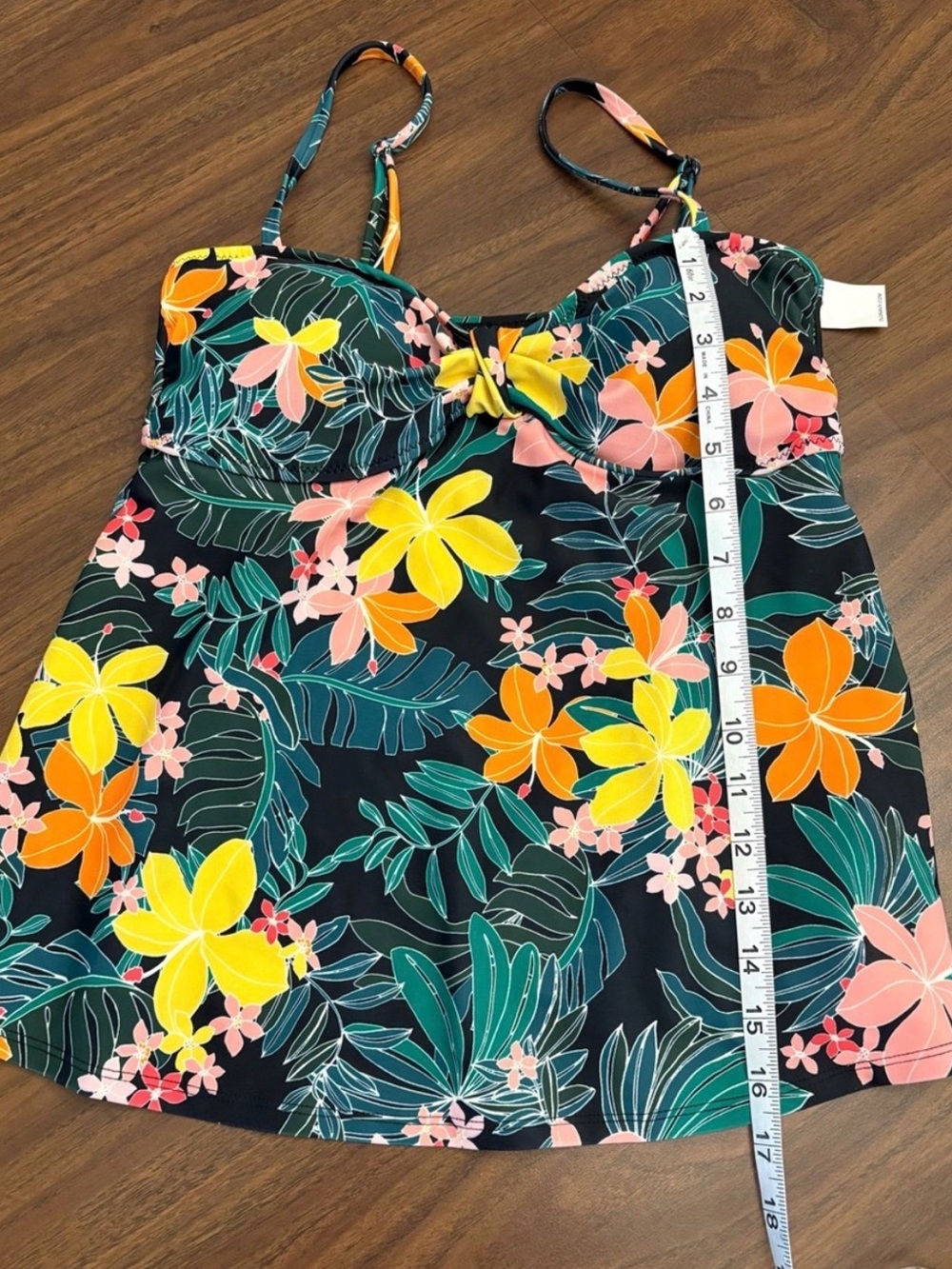 Old Navy Black Floral Tankini Swimsuit: Top Size Medium New With Tags